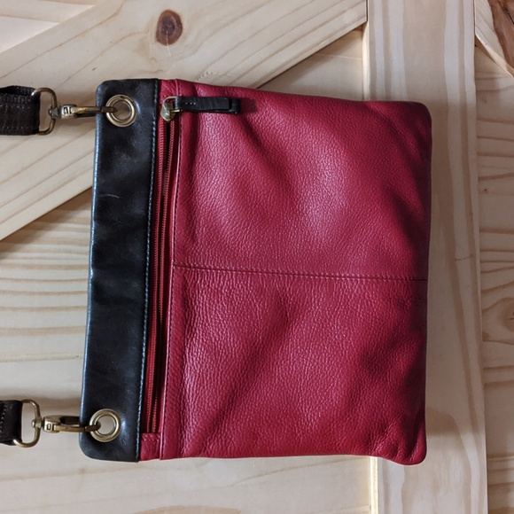 🌟Americana By Sharif Red Pebbled & Brown Leather Crossbody🌟 - Picture 12 of 16